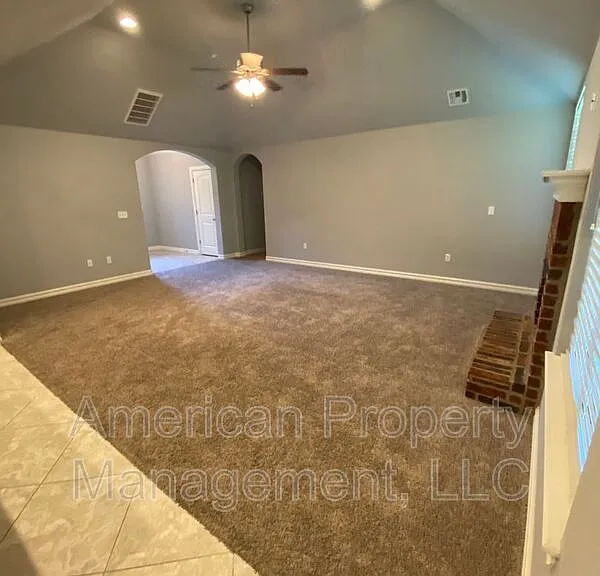 5312 Charleston Dr — Photo 10