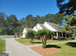 11 Edgewater Dr #2, Tifton, GA 31793