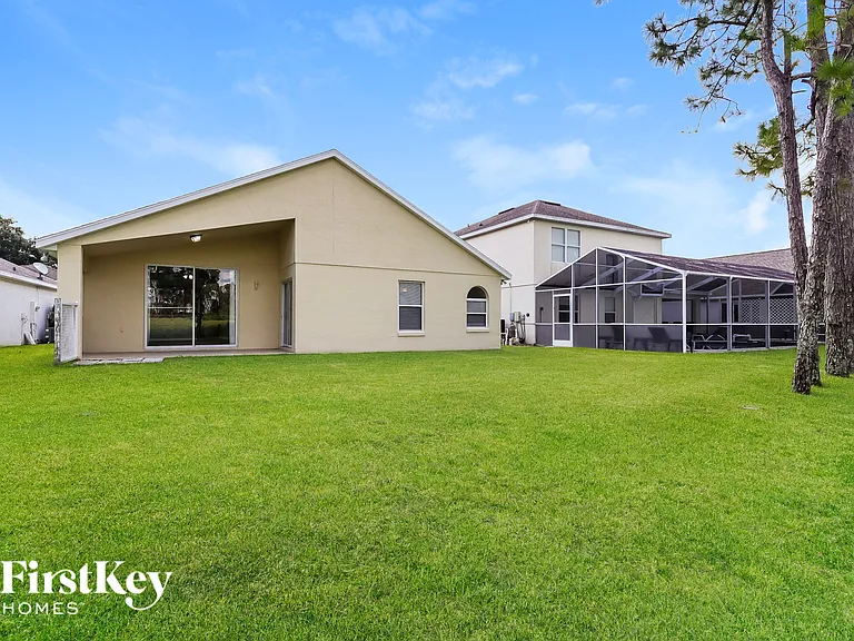 745 Troon Cir — Photo 14