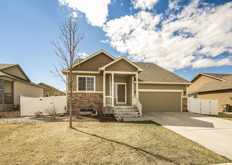 1st image of 16036 Cinnamon Cir