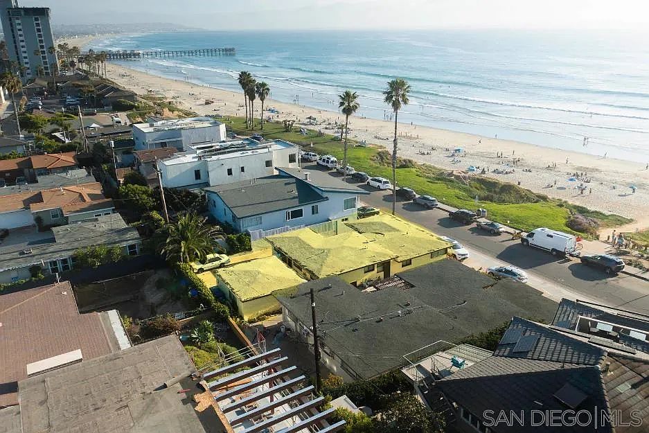 1st image of 4927-29 Ocean Blvd