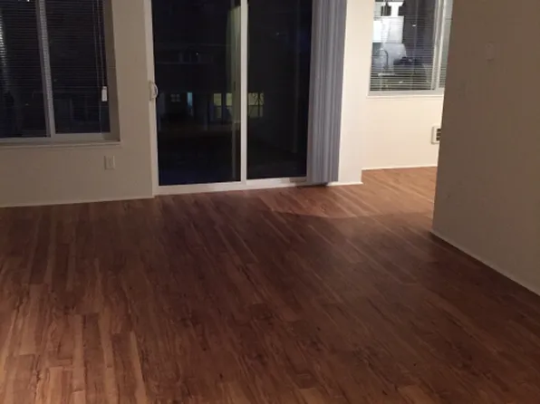 1545 NW 52nd St APT 2, Seattle, WA 98107