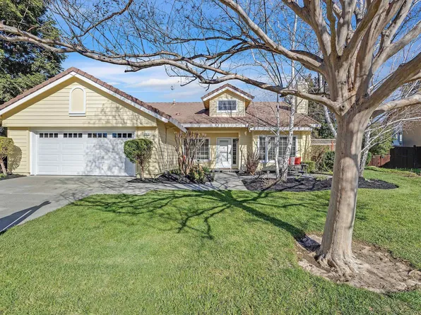825 Roma St, Livermore, CA 94551