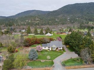 300 Nelson Way, Grants Pass, OR 97526