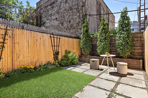 Sold by Corcoran | media 8