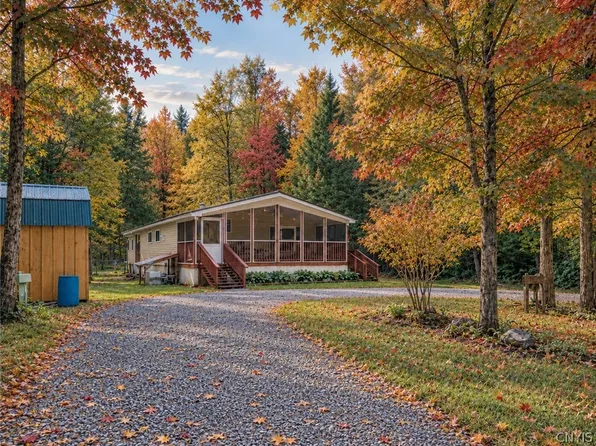 8020 Sand Pond Rd, Glenfield, NY 13343