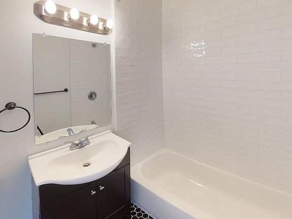 4th image of 3227 Powelton Ave APT C