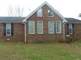 911 Good Hope Rd, Leoma, TN 38468