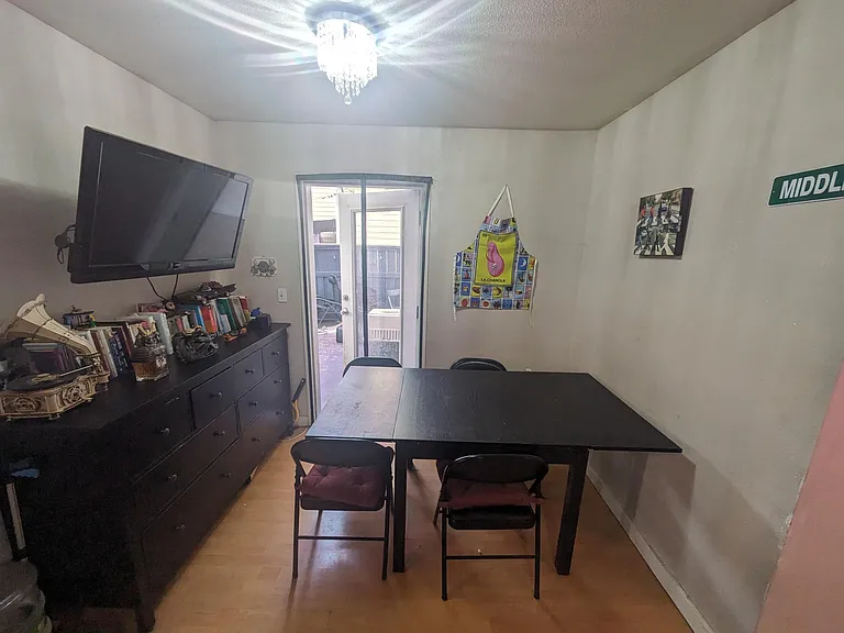 2456 Palmvilla Ct — Photo 4