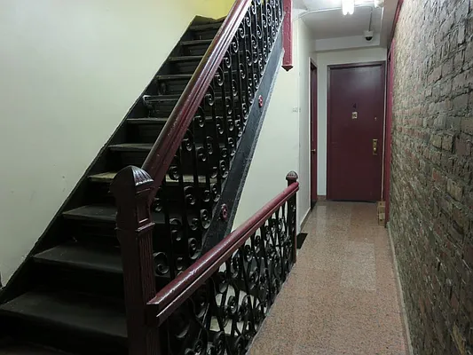 Rented by Majesty Management | media 43