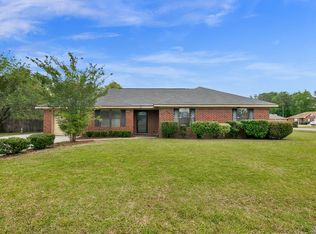 19 Annette Ln, Allenhurst, GA 31301