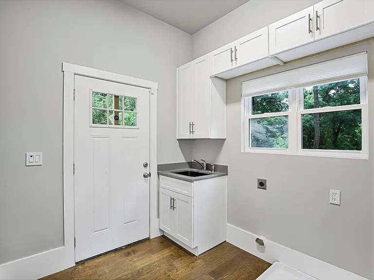 79 Adair Ave SE — Photo 19