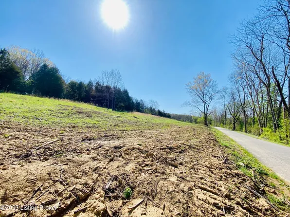 2 E Fork Rd, Harrodsburg, KY 40330
