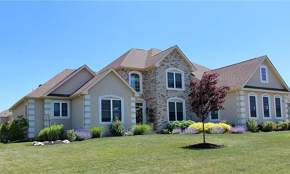 79 Surrey Dr, Easton, PA 18045 Zillow