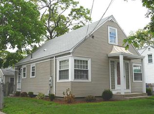 116 Brookdale Blvd, Pawtucket, RI 02861