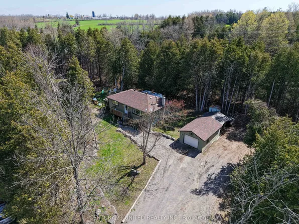 2403 Upper Chemong Dr, Selwyn, ON K0L 2H0