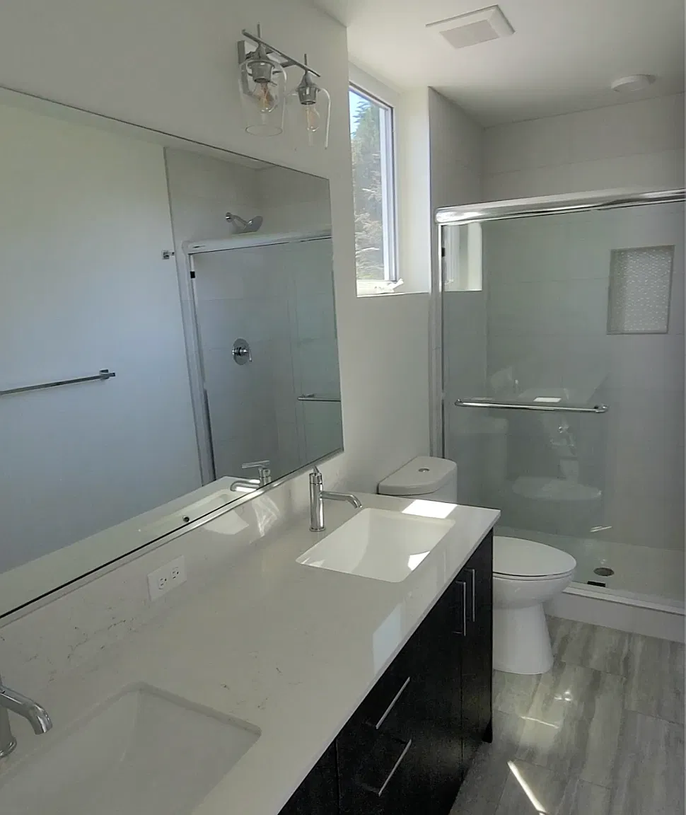 2 bed, 1012 sqft, $3,290 — Photo 4