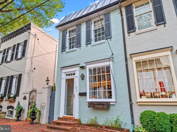 218 N Pitt St, Alexandria, VA 22314