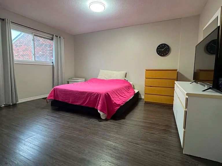 100 Brownleigh Ave #256 — Photo 5