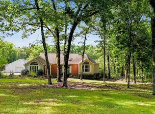 303 Chestnut Ln, Alabaster, AL 35007
