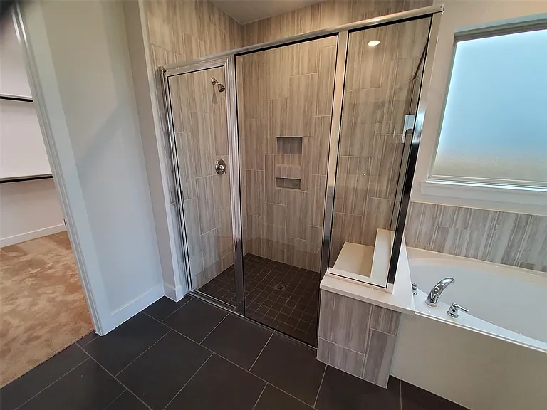 20814 Flat View Dr — Photo 18