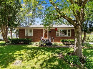 109 Oneill St, Joliet, IL 60436