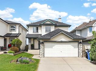 112 SE Hidden Ranch Cres NW, Calgary, AB T3A 5W4