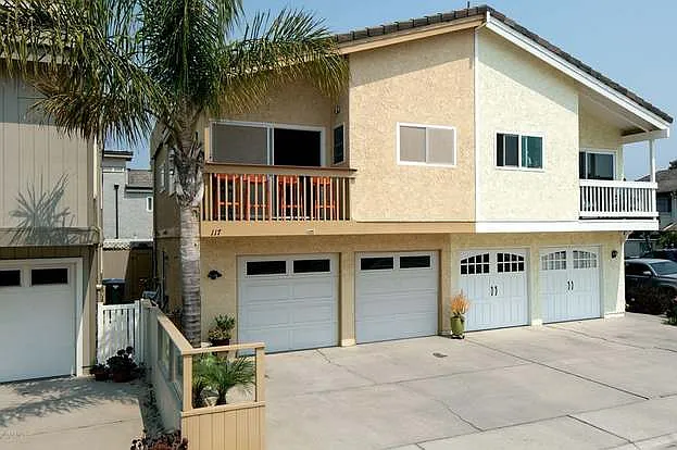 117 La Brea St — Photo 92