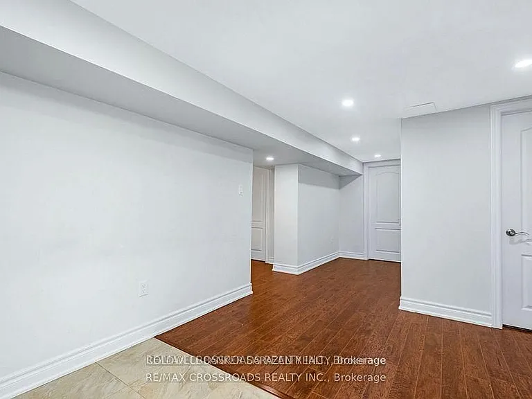 2095 Haig Dr #BASEMENT — Photo 13