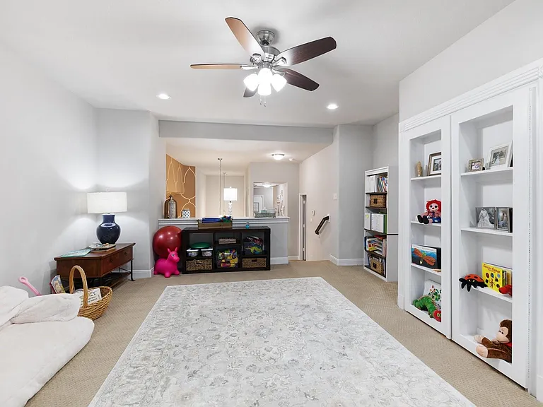 19 Cohasset Pl — Photo 40