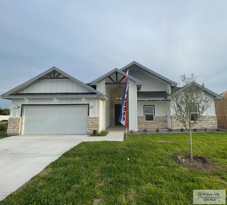 1st image of 817 Milania Dr