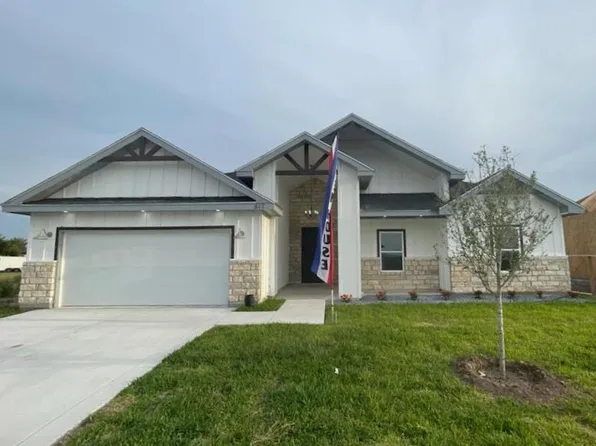 817 Milania Dr, La Feria, TX 78559