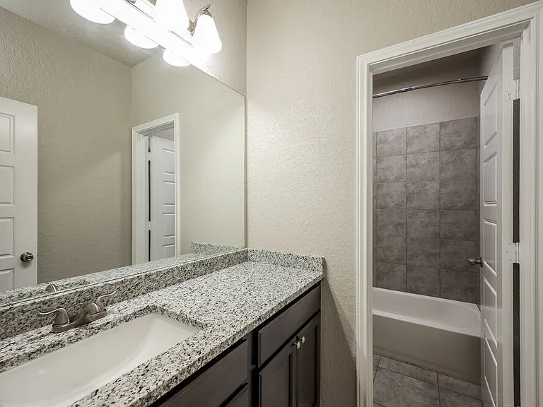 7410 Coral Bells Ct — Photo 15