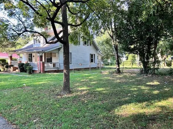 2030 Francis St, Winston Salem, NC 27107
