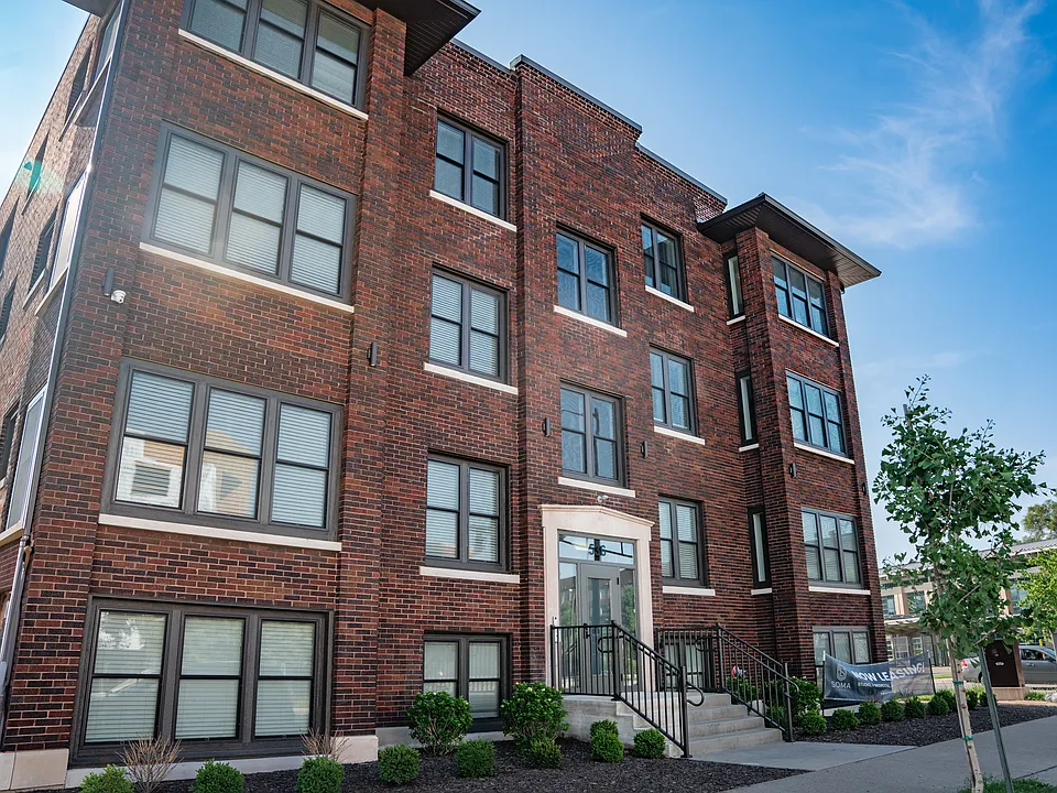 536 S Main St #203