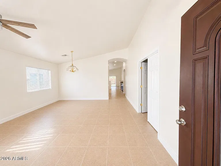 43250 W Estrada St — Photo 3