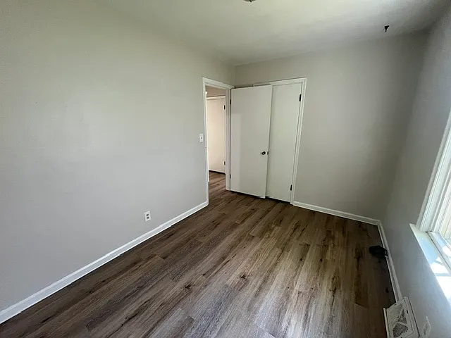6027 Van Wormer Dr — Photo 8
