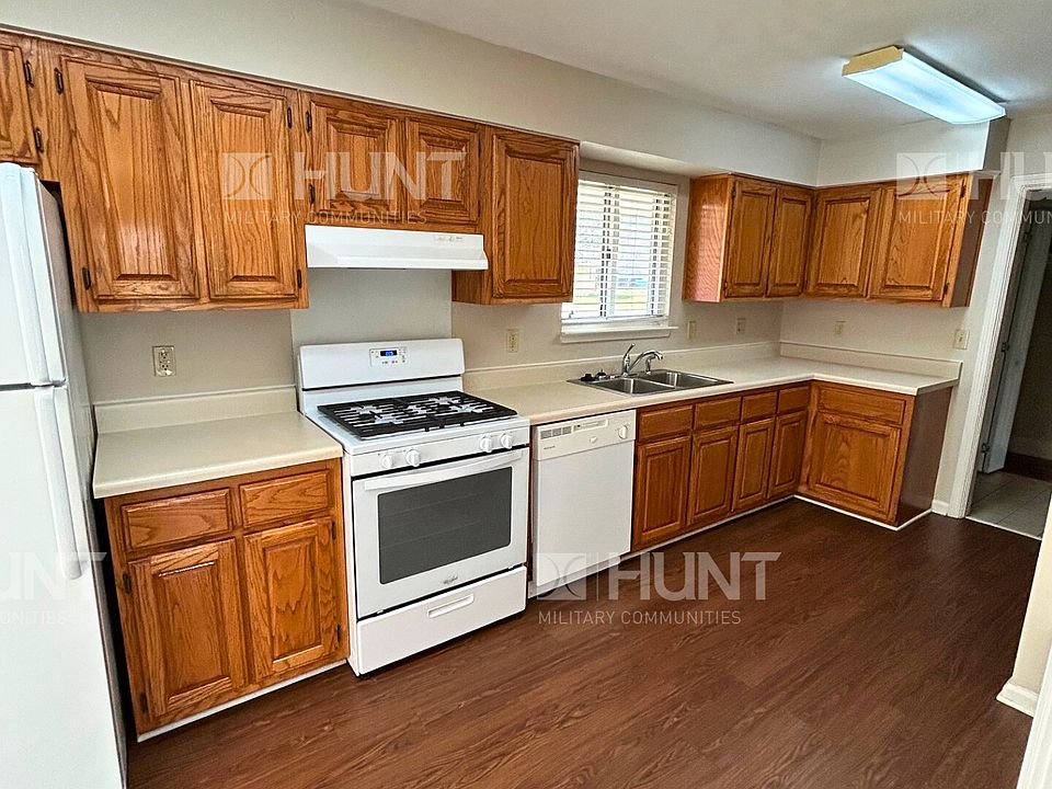 1st image of 6030 Sparrow St