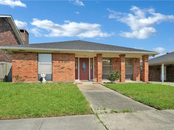 2500 Creely Dr, Chalmette, LA 70043