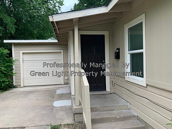 3rd image of 5017 Melissa St