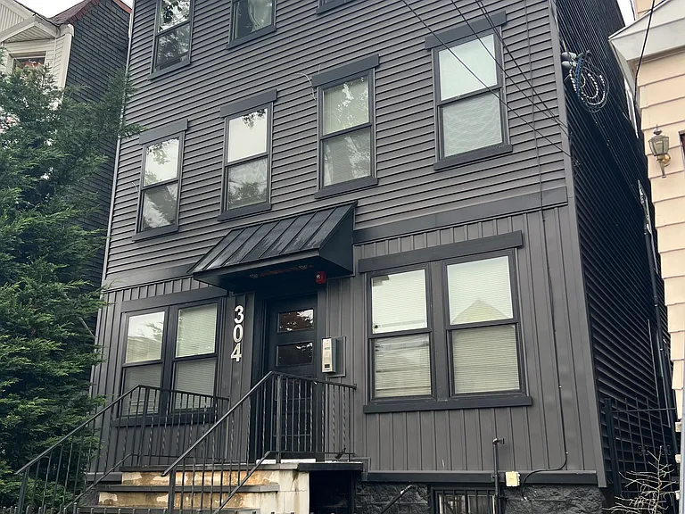 304 Ege Ave #2 — Photo 3