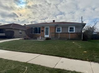 1910 Saturn Ave, Racine, WI 53404