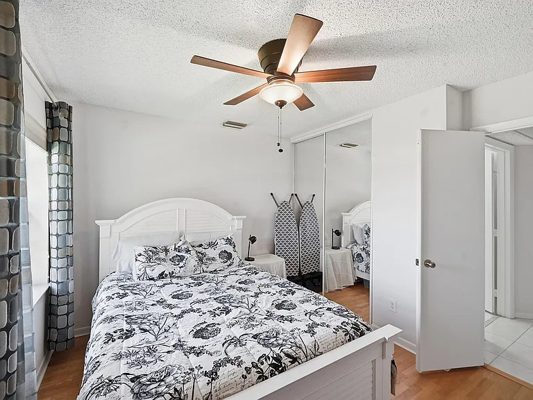 5395 Firenze Dr #K — Photo 7