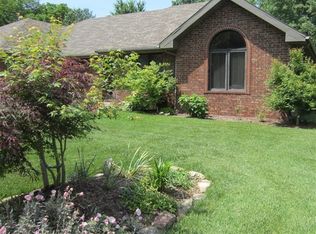 2587 W Alta St, Springfield, MO 65810