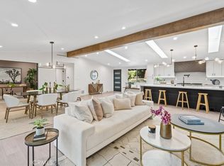 4845 Rosa Rd, Woodland Hills, CA 91364