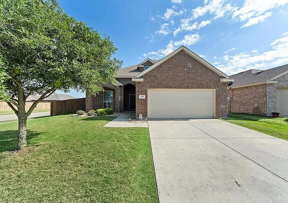 1701 Twin Hills Way