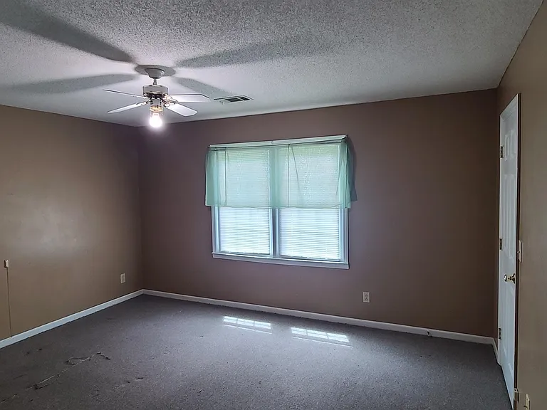 4353 Barrington Pl — Photo 7