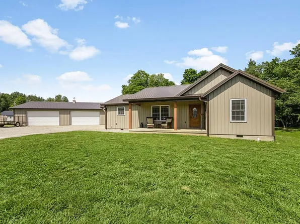 11301 Meadow Woods Ln, Laurel, IN 47024