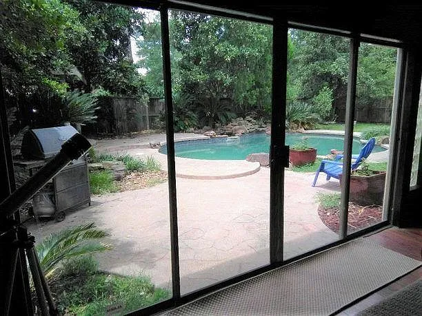 4 bed, 3.5 bath, 3819 sqft, $5,500 — Photo 2