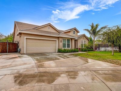 6995 E Raco Ave, Fresno, CA, 93727